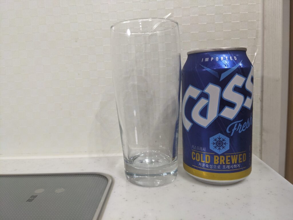 グラスと缶のcass（カス）フレッシュビール